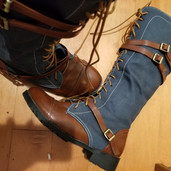 NWOT Leather Strap Buckled Teal moto combat Boots - Picture 2 of 8